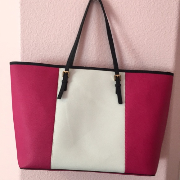 Michael Kors Medium tote - Picture 2 of 7